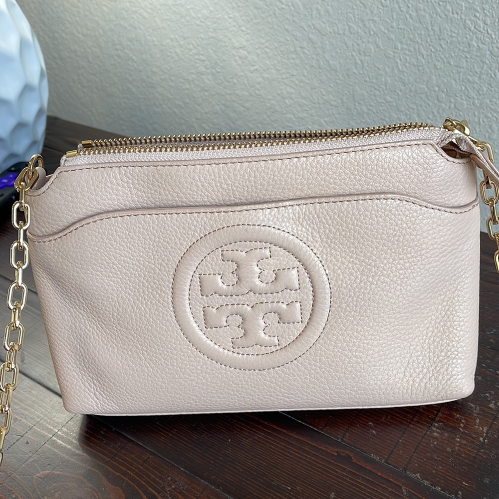 Tory Burch light pink crossbody